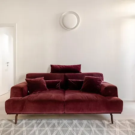 In Piazza Mazzini Nel Cuore Della Citta Di